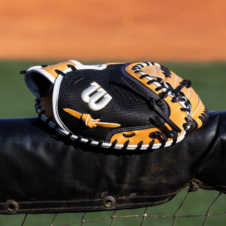 Wilson A2K M1DSS 33.5" SuperSnakeSkin Baseball Catcher's Mitt: WBW100897335 - Image 9